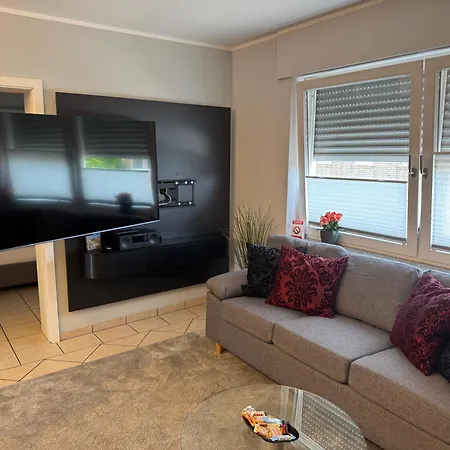 Fuer 4 Pers In Sechtem Bei Koeln/bonn, Db-anschluss *