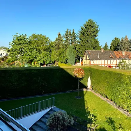 Für 4 Pers In Sechtem Bei Köln/bonn, Db-anschluß *