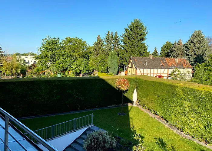 Fuer 4 Pers In Sechtem Bei Koeln/bonn, Db-anschluss *