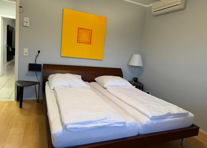 Apartment Fuer 4 Pers In Sechtem Bei Koeln/bonn, Db-anschluss *